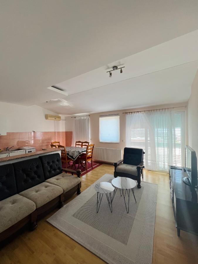 Apartments Maria Makarska Exteriör bild